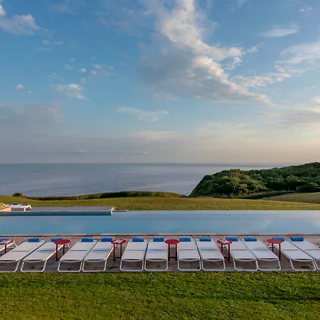 La Reserve 4*