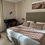 La Réserve Hotel 4*