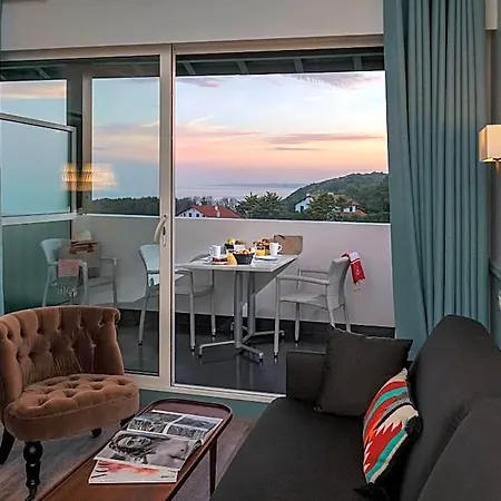 La Reserve 4*