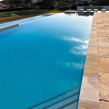 La Reserve מלון 4*
